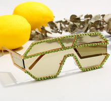 Load image into Gallery viewer, Fashion Oversized Square Diamond Sunglasses